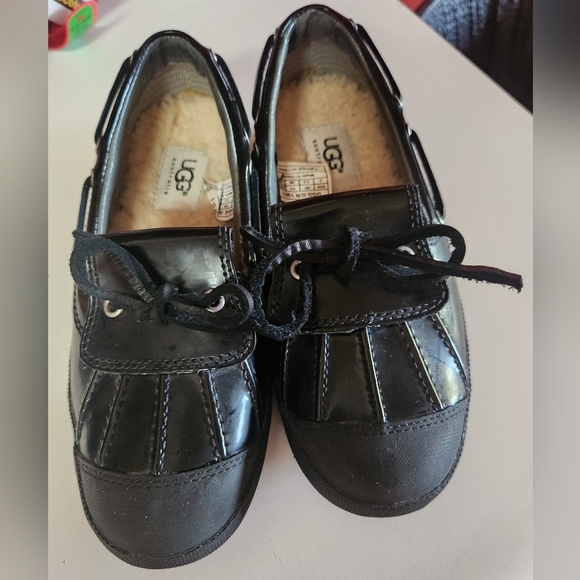 UGG Black Patent Leather Rain Lofers - Picture 2 of 6